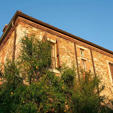 Farmhouse With Spacious Garden And Pool Asciano
